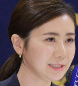 福原愛さんの二重幅