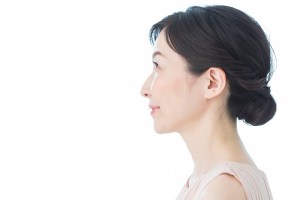 目の下のタルミに脂肪溶解注射?頬のたるみに脂肪溶解注射?